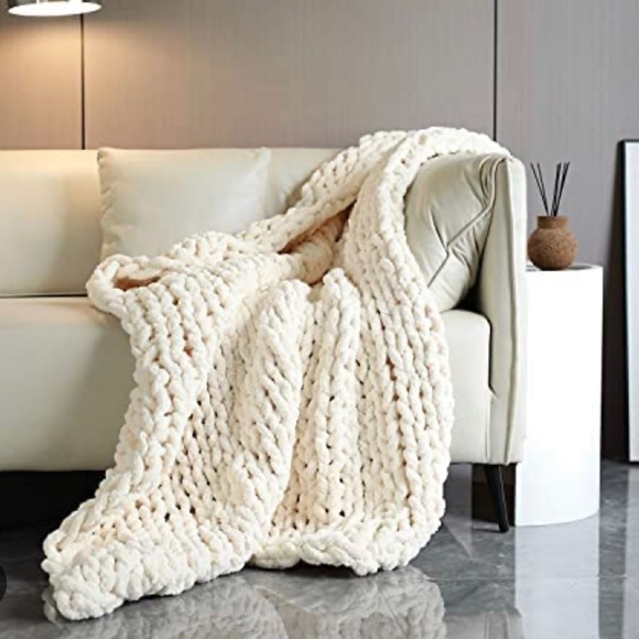Chunky knit Small-Hand made crochet throw blankets - Picture 2 of 16